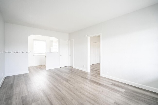 Photo - 1208 71st St Unit 7