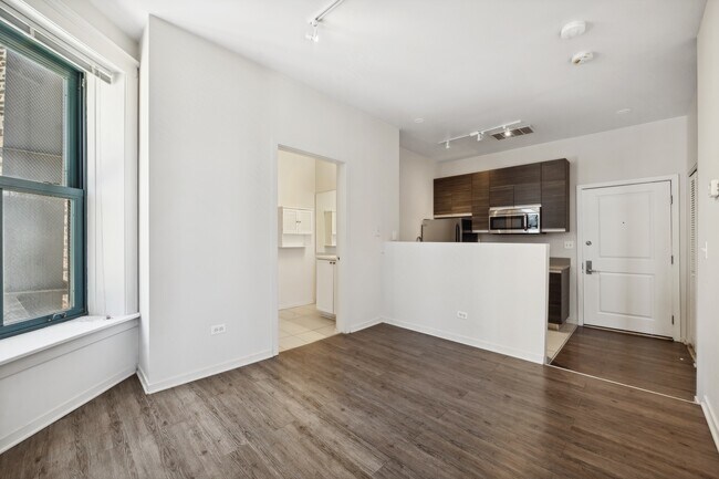 Photo - 30 E Roosevelt Rd