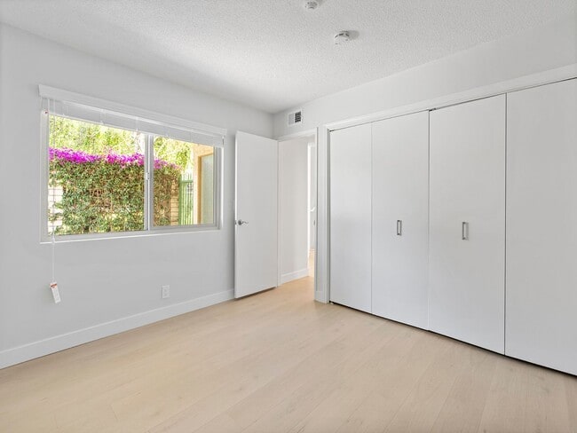Photo - 1822 Spreckels Ln Unit #4