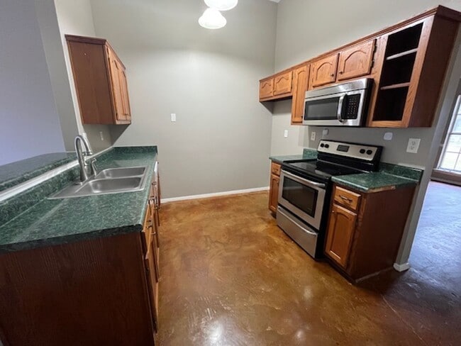 Photo - Renovated 2 Bedroom 2 Bath Home For Rent!!