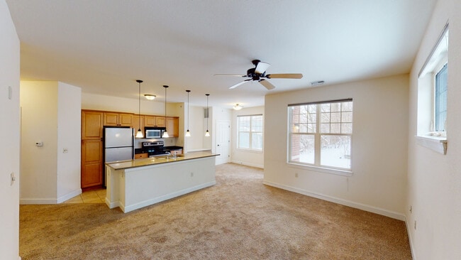 Delafield Lakes Apartments