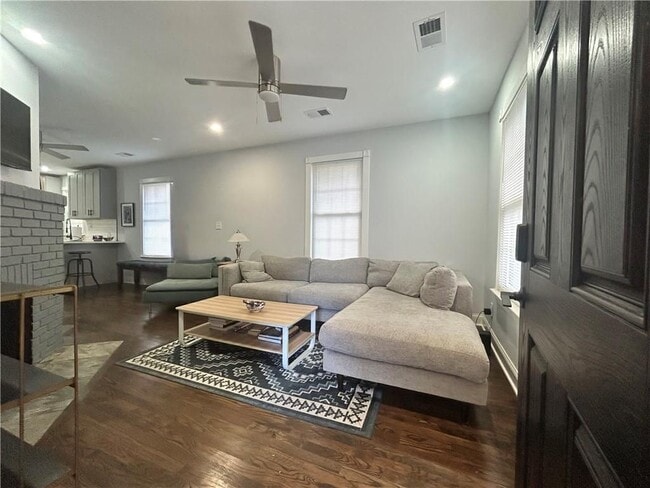 Photo - 551 Culberson St SW