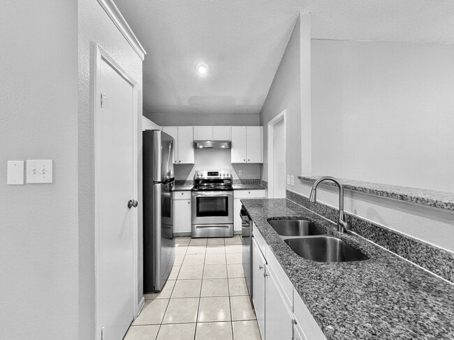 Photo - Charming 3-Bed, 2-Bath Home in Lewisville ...