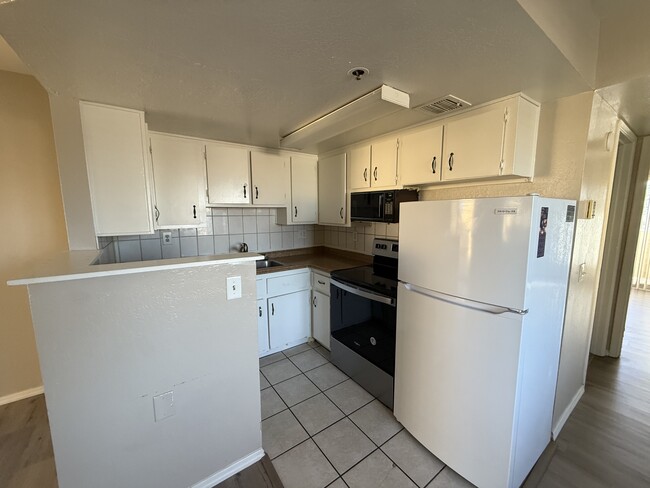 Photo - 12221 W Bell Rd
