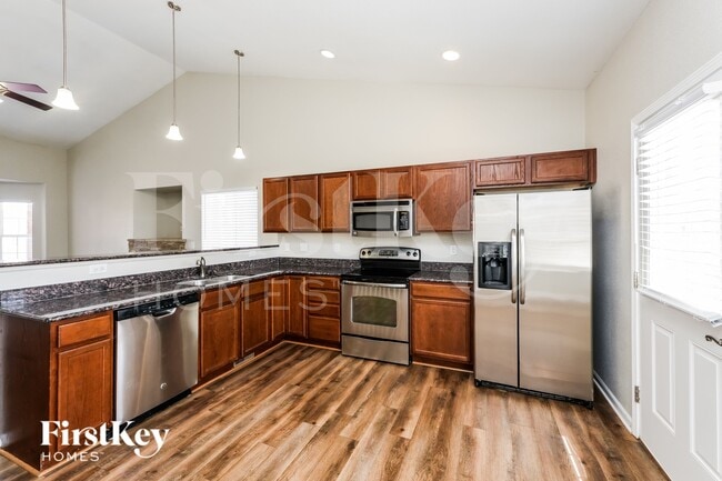 Photo - 8353 Freestar Way