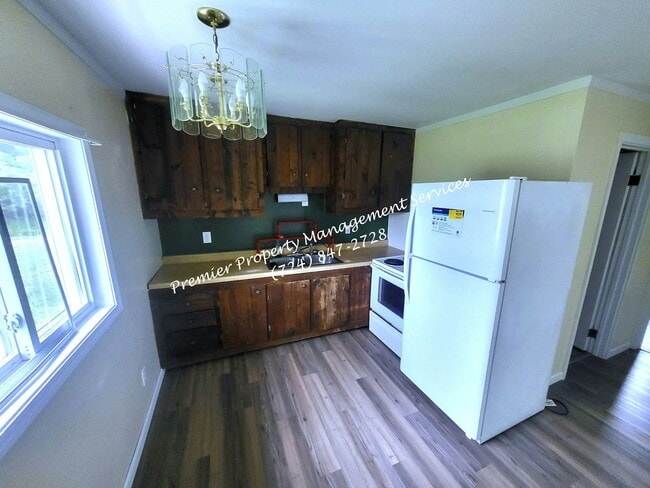 Photo - 129 Kennard Rd Unit 2