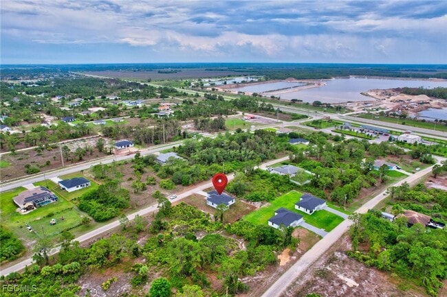 Building Photo - 1072 Norton Ave S