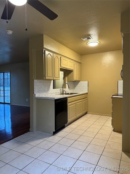 Photo - 6130 S Xenophon Ave