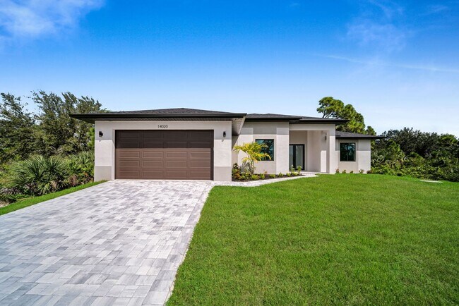 Building Photo - Single family for rent in Port Charlotte. New construction. 3+Den/ 2 bath. City water.