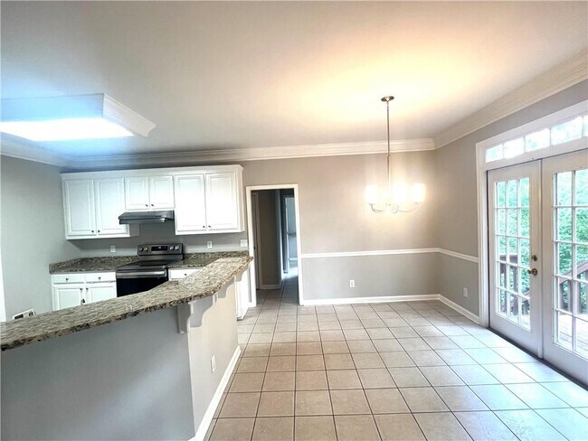 Photo - 355 Tigris Way