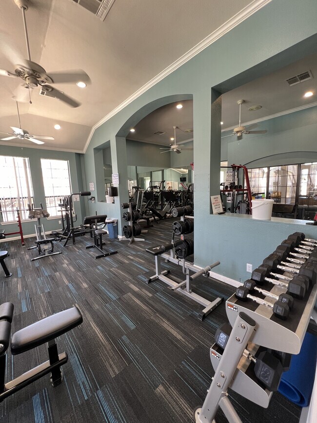 Gimnasio - Saddle Brook Apartments
