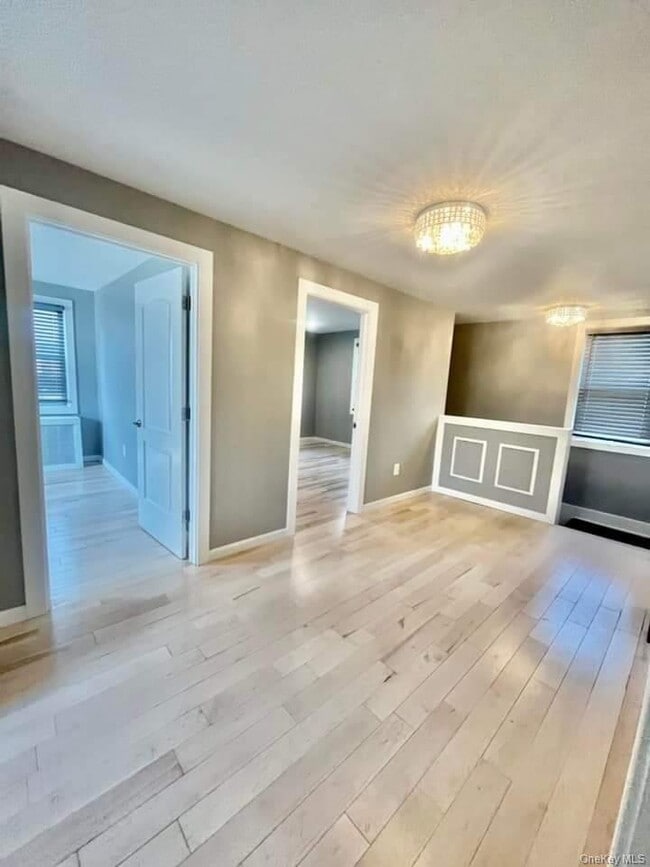 Photo - 118 Sheridan Ave