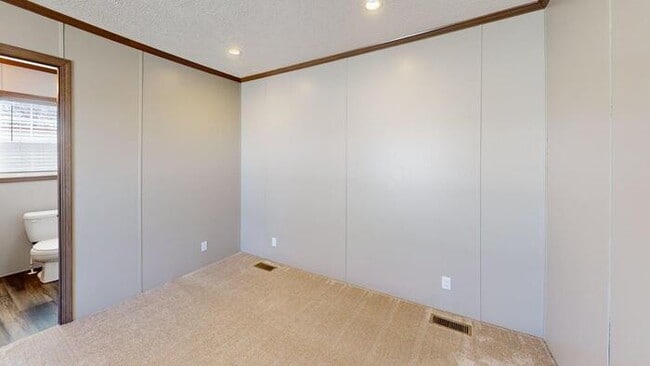 Photo - 360 Continental Ave