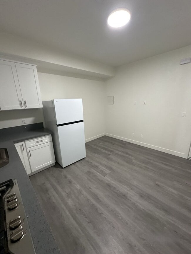 Photo - 226 W 87th St Unit 204