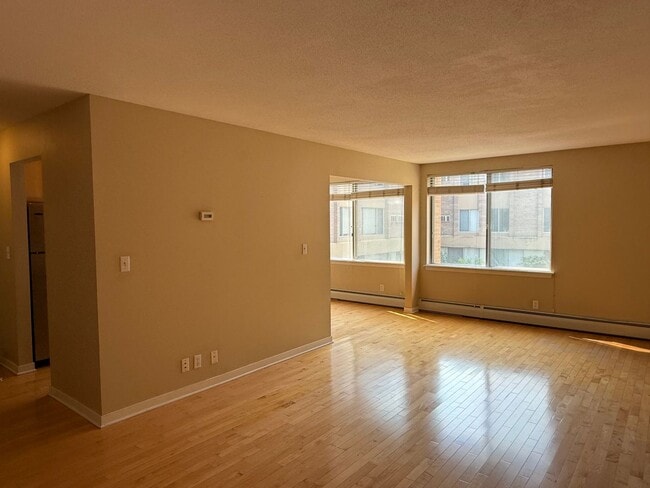 Photo - 1770 Bryant Ave S Unit 217