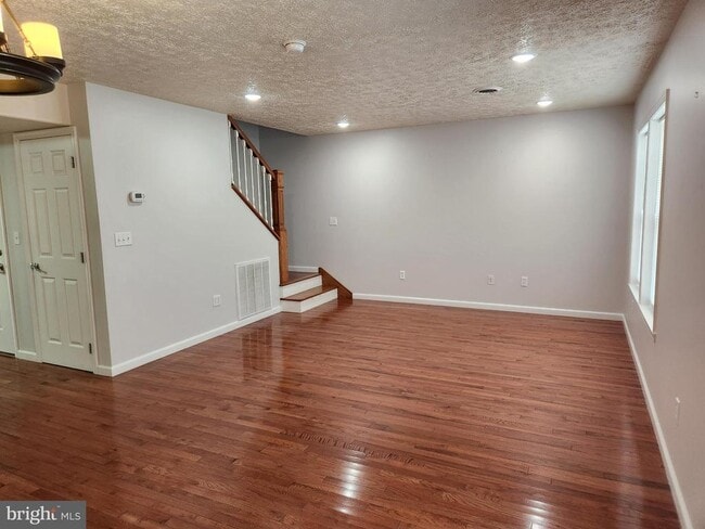 Photo - 28 Holler Rd