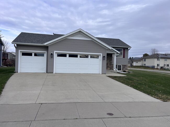 Photo - 5445 Florence Dr NW