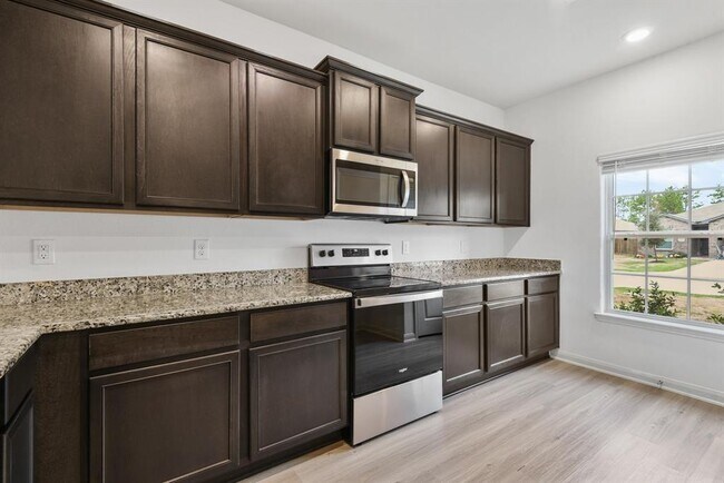Photo - 10626 Hillside Creek Dr