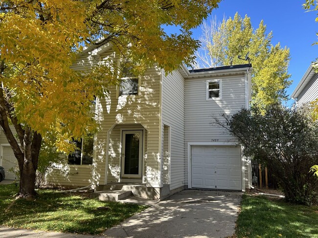 Building Photo - Spacious Fort Collins 4-Bedroom Home with ...