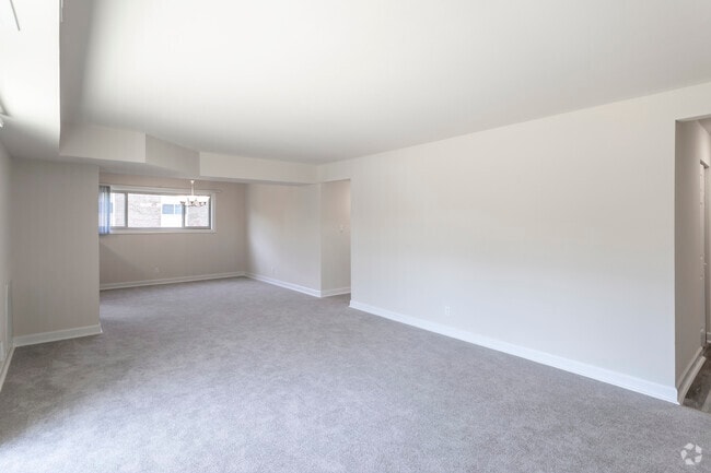 3 BR, 2 BA - 1,280 SF - Columbia Park Apartments