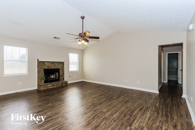 Photo - 128 Greenleaf Dr