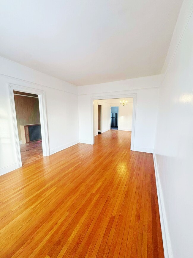 Photo - 1466 3rd St Unidad Upper Floor- B