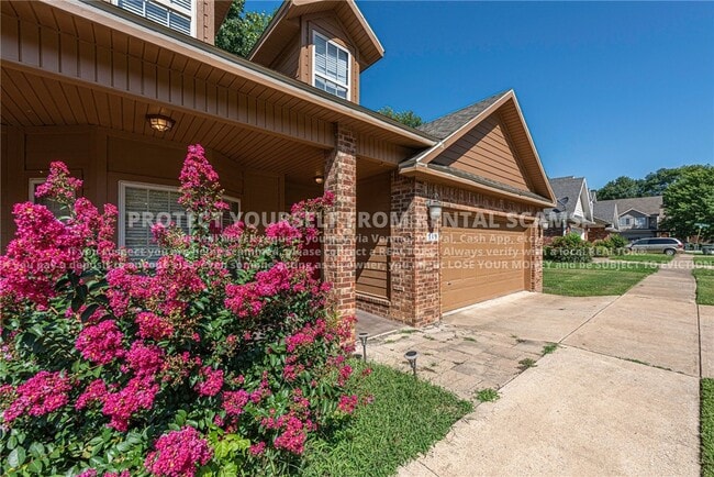 Photo - 519 S Pierremont Dr