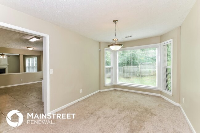 Photo - 3909 Wintersweet Dr