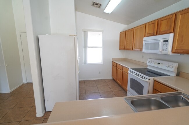 Photo - 2293 W 20th Ave