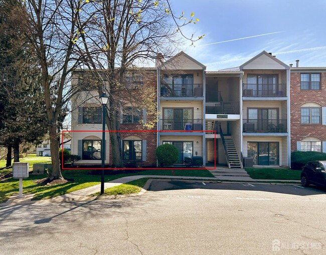 Building Photo - 402 Lancaster Ct Rental