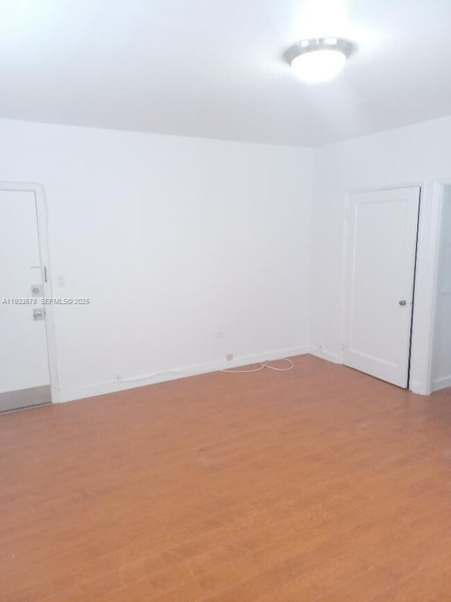 Photo - 6950 Byron Ave Unit 7