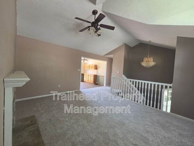 Photo - 607 SE Steeple Ln