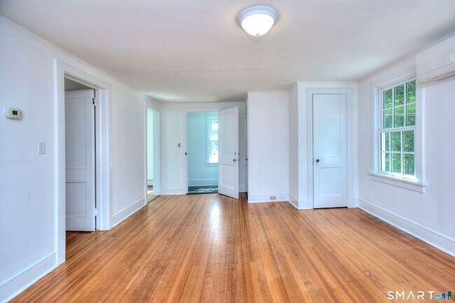 Photo - 94 Honey Hill Rd