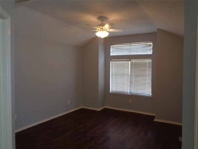 Building Photo - 9414 Westacre Pl