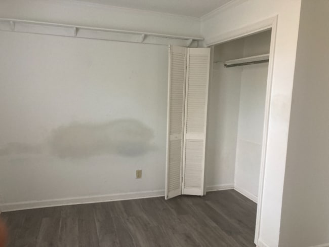 Photo - 2020 Plum St