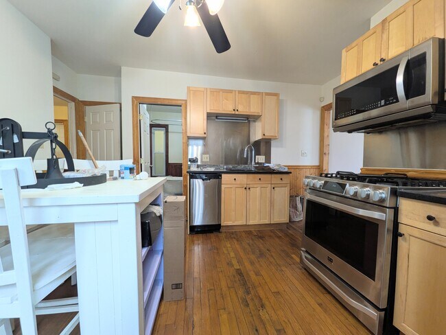 Photo - 137 Marcella St Unit 1