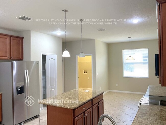 Photo - 2908 Youngford St