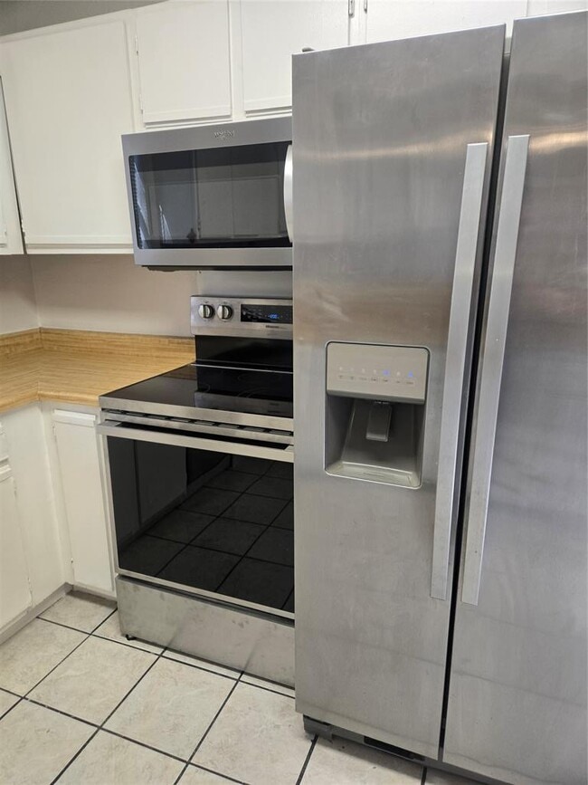 Photo - 2903 W Slaughter Ln