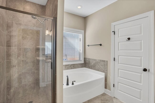 Photo - Rosemary Gate Townhome For Rent