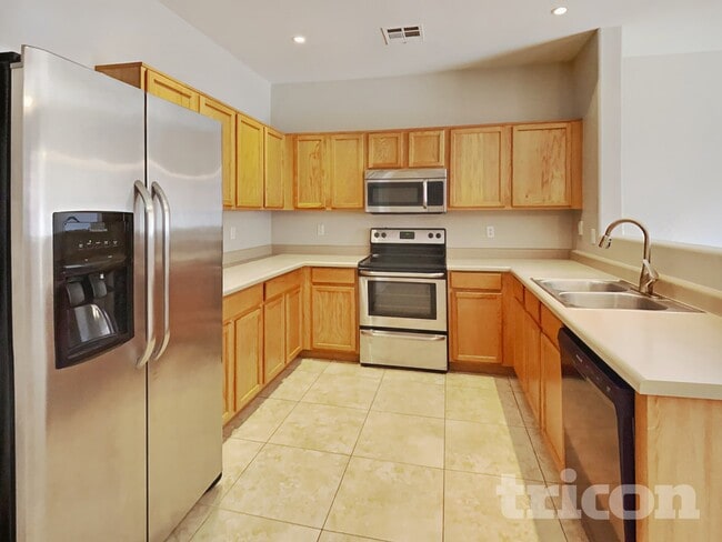 Photo - 2097 E Paso Fino Dr