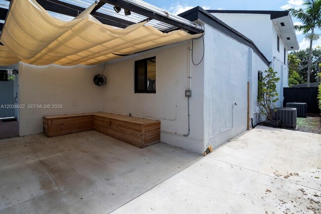 Photo - 2729 SW 67th Ave