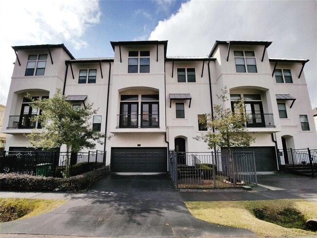 Building Photo - 2311 Arabelle St Rental
