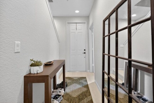 Photo - 150 Cat Rock Ln