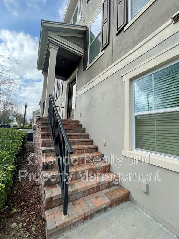 Photo - 191 Sun Palm Ln