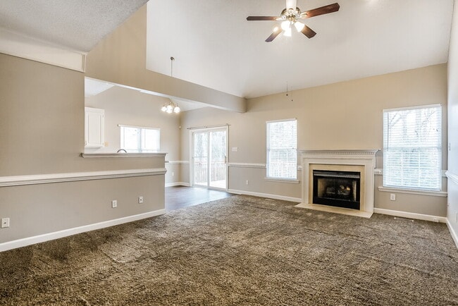 Photo - 209 Walnut Creek Dr