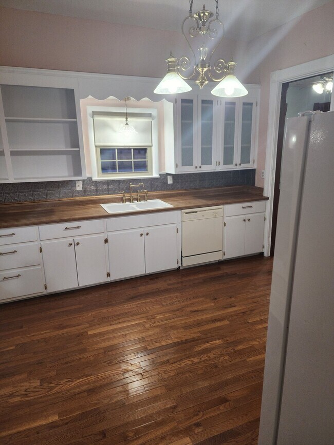 Photo - 524 Juniatta St