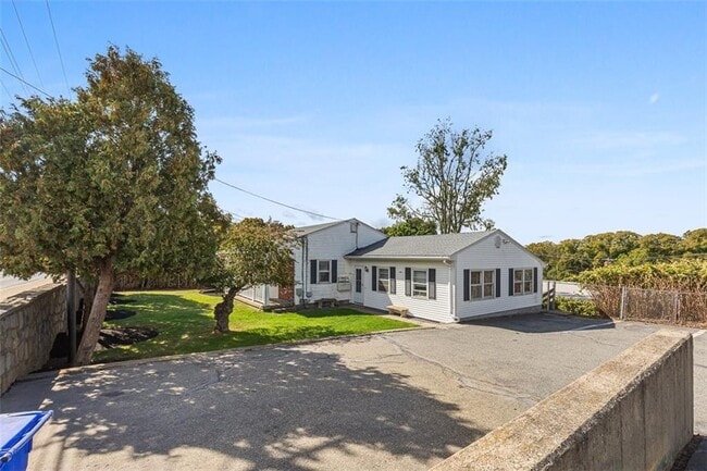 Photo - 3421 Pawtucket Ave Unidad 1