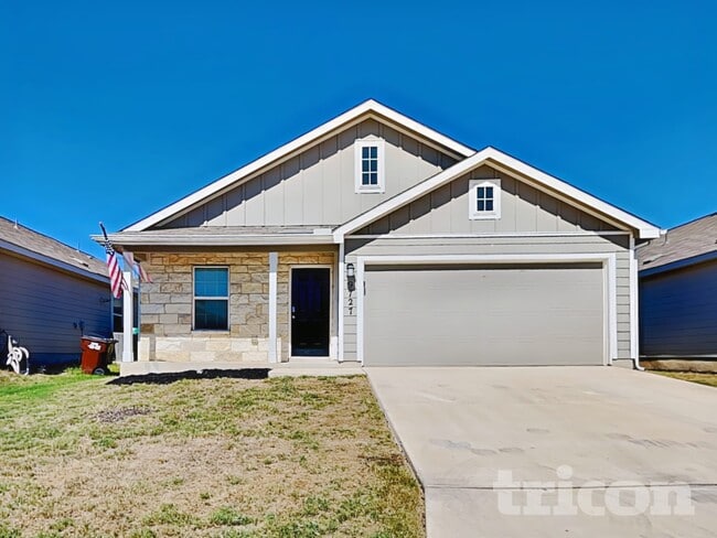 Building Photo - 9727 Marbach Hl