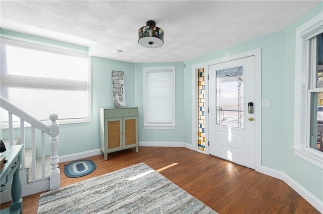 Photo - 206 Riverside Ave