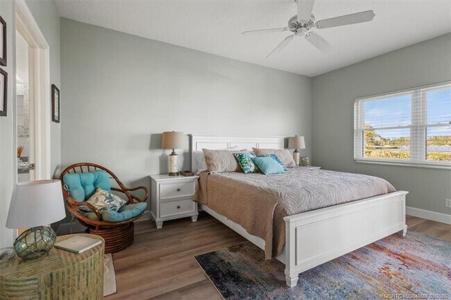 Photo - 6082 SE Landing Way Unit 7